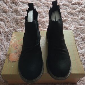 Black Ankle Boots